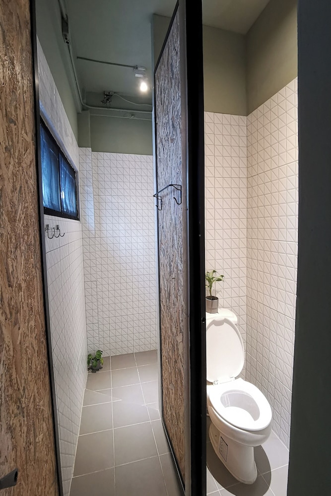 Foresttel Bkk - Hostel 45/50