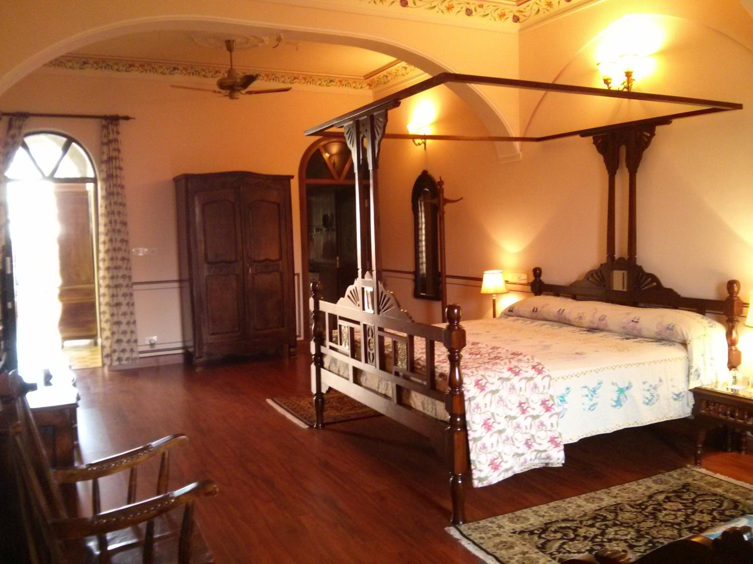 Heritage, Double Bed