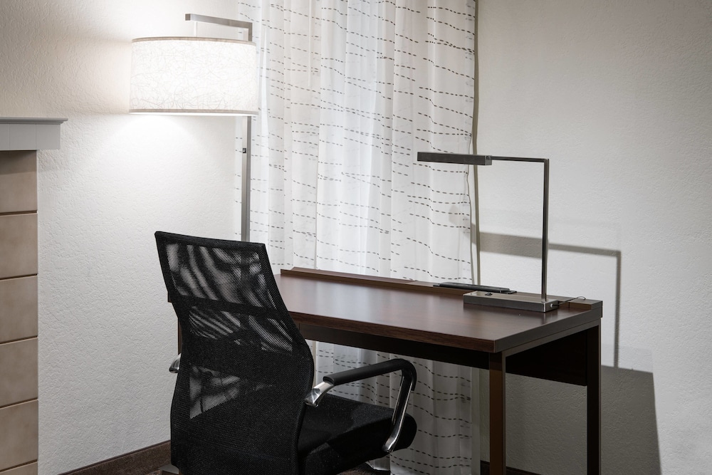 Residence Inn Costa Mesa Newport Beach 34/38