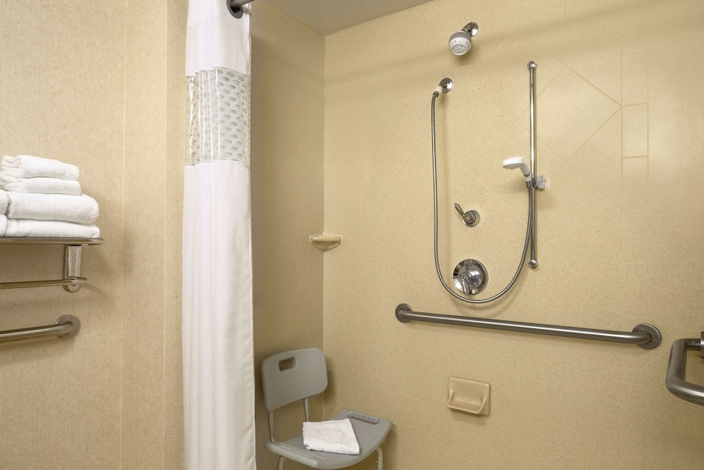 Hampton Inn Knoxville East 15/55