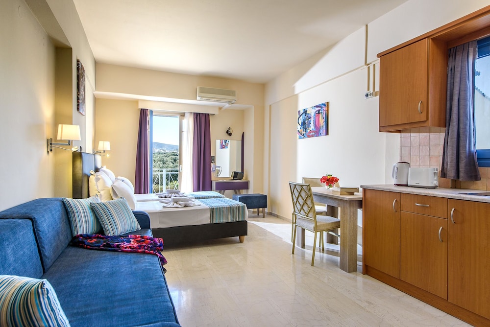 Kleanthi Apartments 7/27