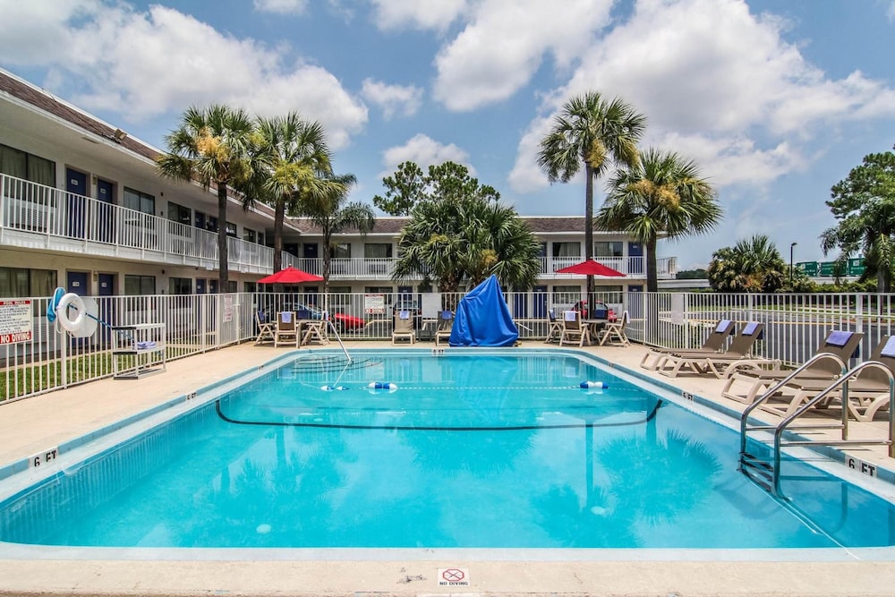 Motel6 Jacksonville, FL - Orange Park 41/60