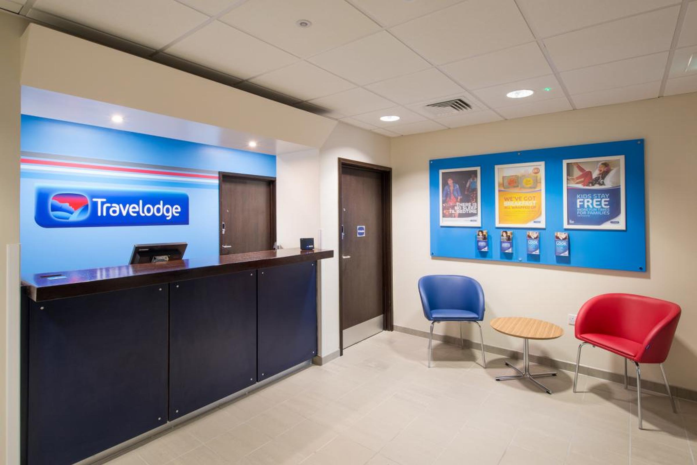Travelodge Egham 6/30