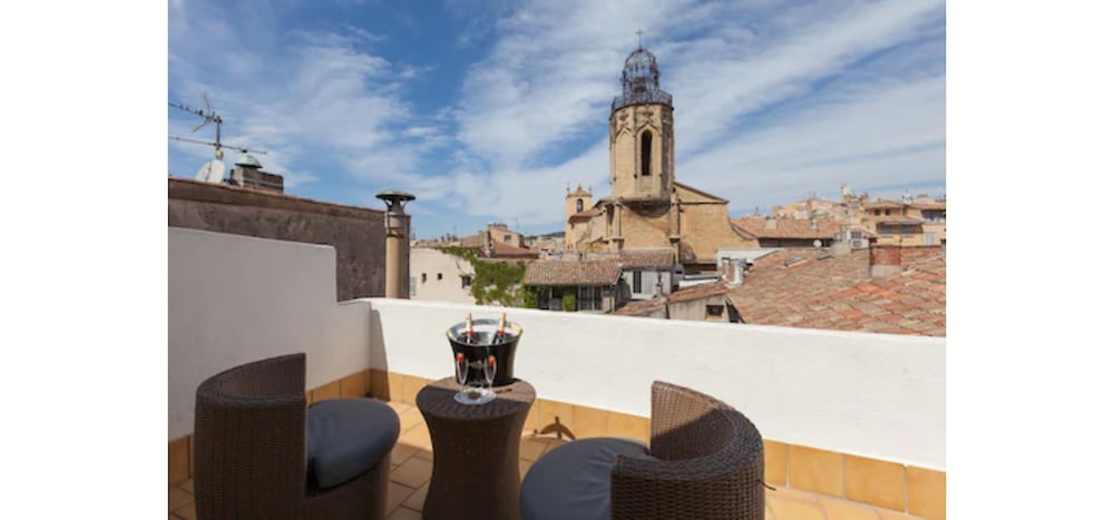 HOTEL DES AUGUSTINS 70/70