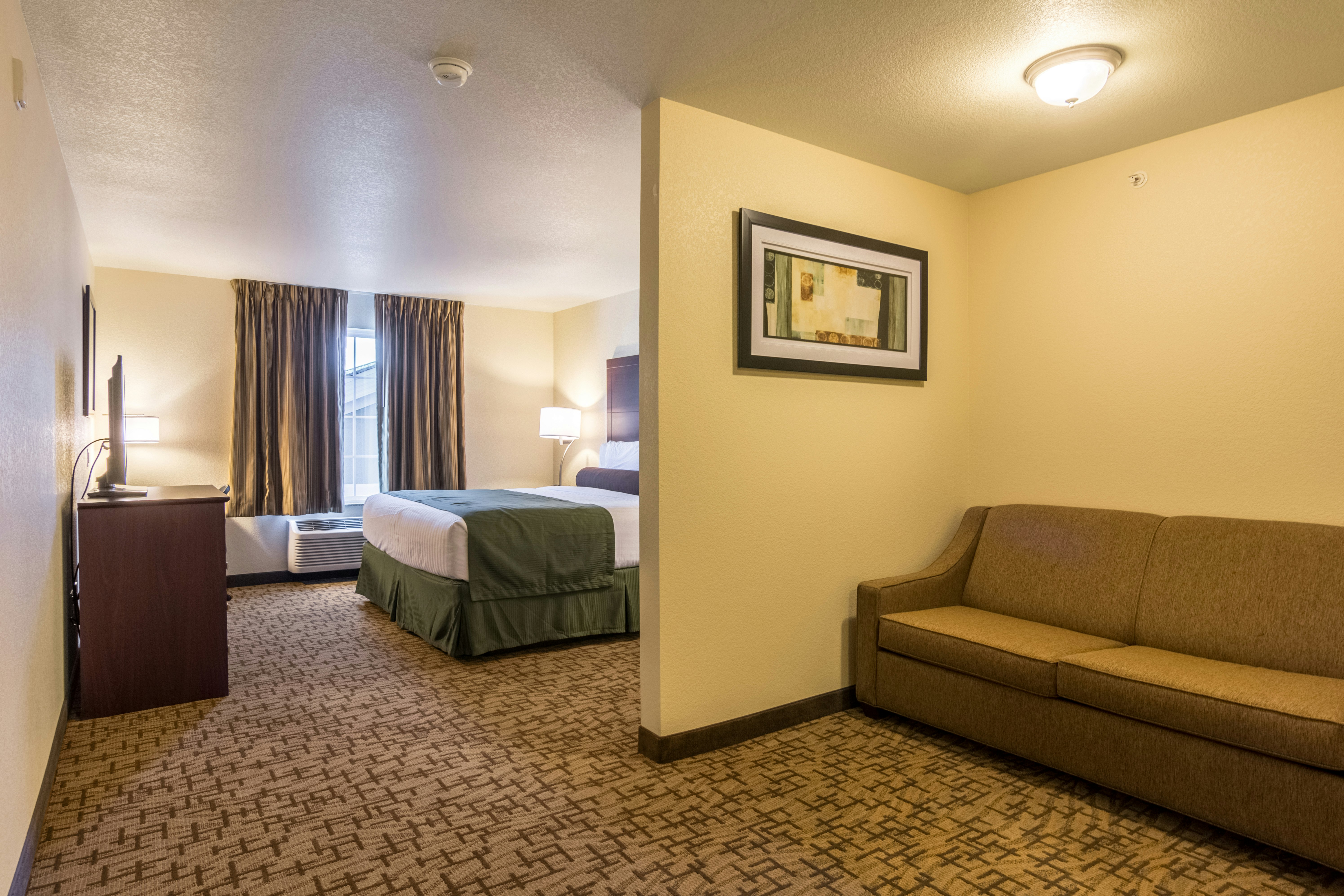Cobblestone Hotel & Suites - Greenville 11/21