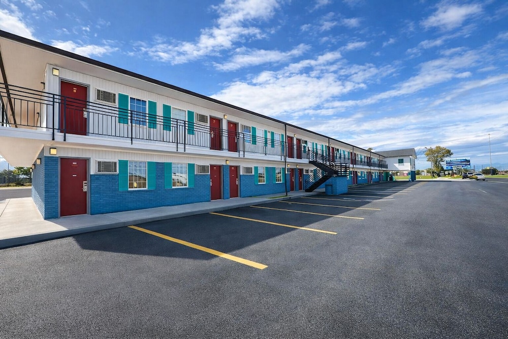 OYO Briarwood Motel 33/49
