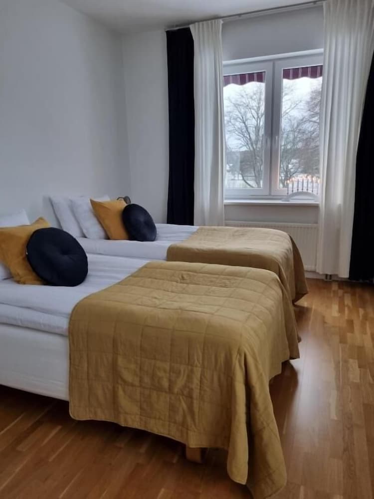 Norrskedika Hotell - Gamla Järnhandeln 7/55