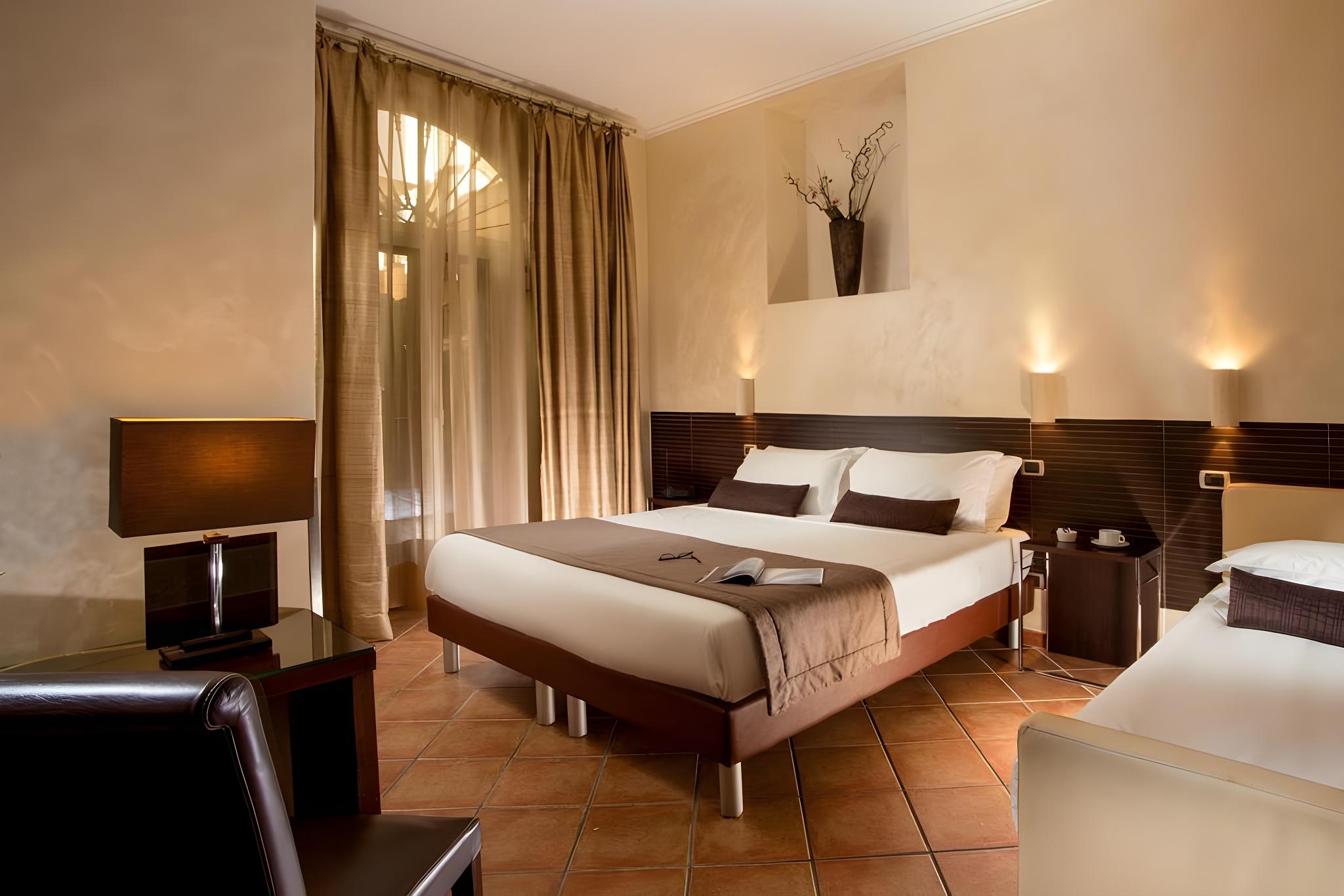 SUPERIOR, DOUBLE BED