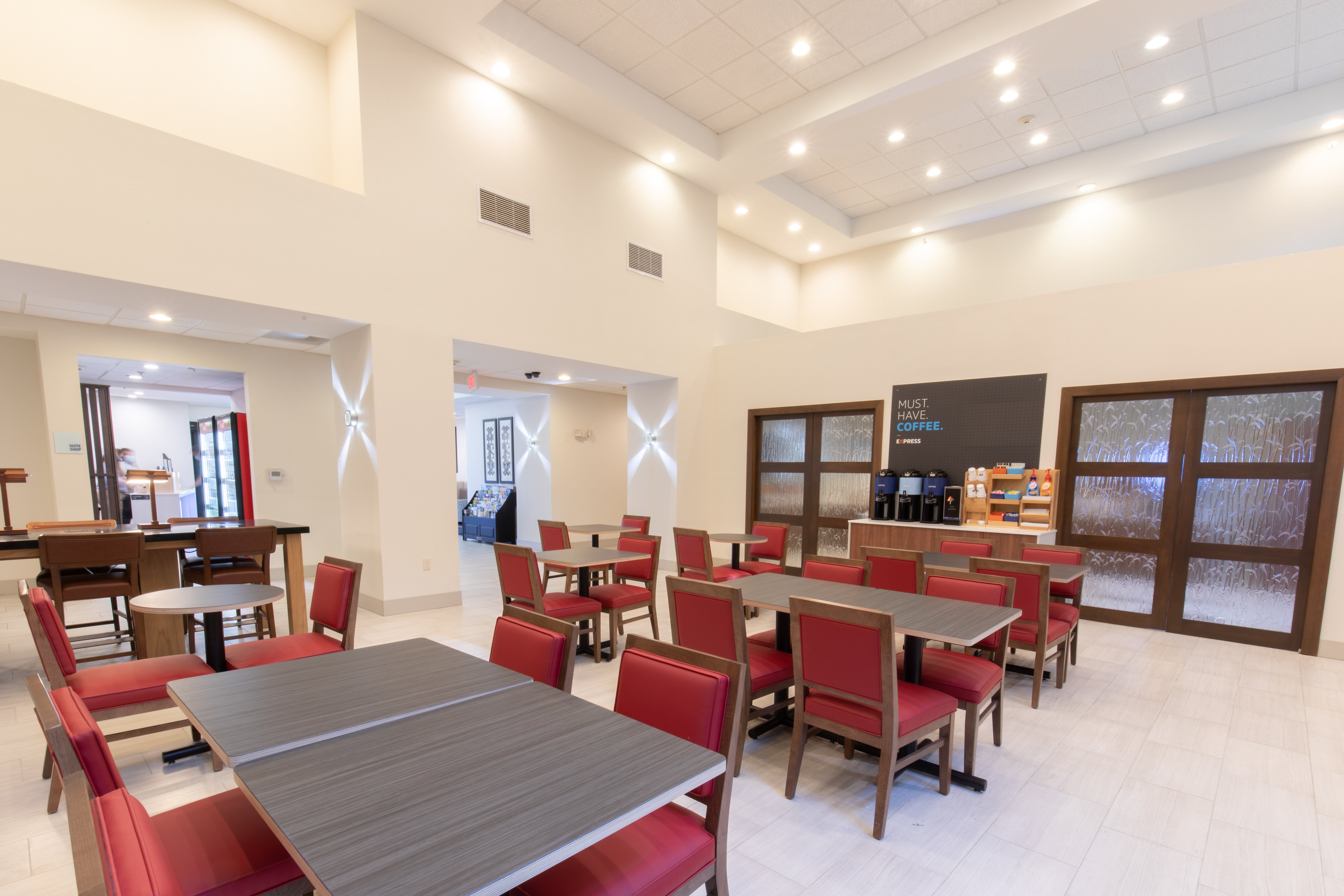 Holiday Inn Express Johnson City 37/48