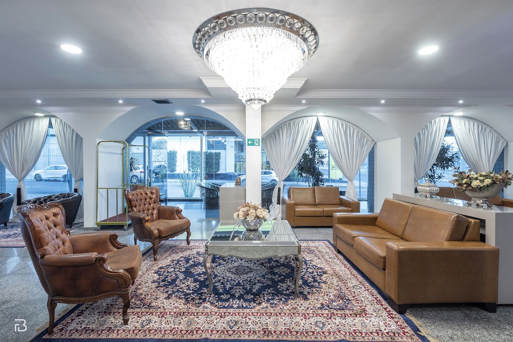 Porto Minas Hotel e Convencoes 51/71