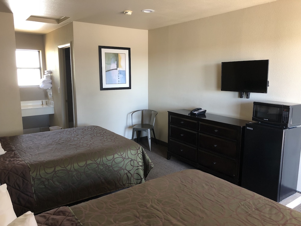 Mountain View Inn 10/31