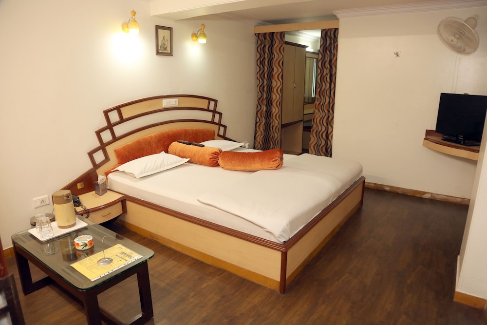 Hotel Jyoti 24/49