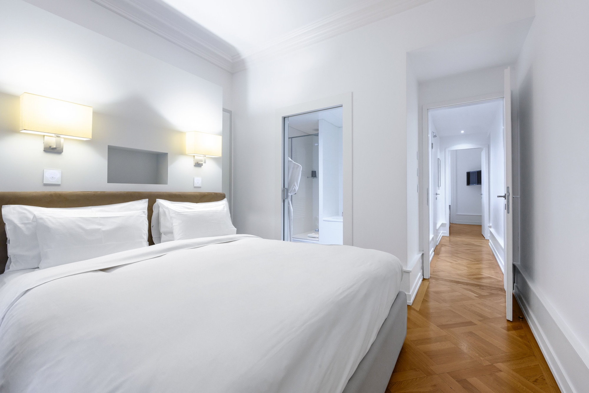 2 BEDROOMS, FAMILY, APARTMENT