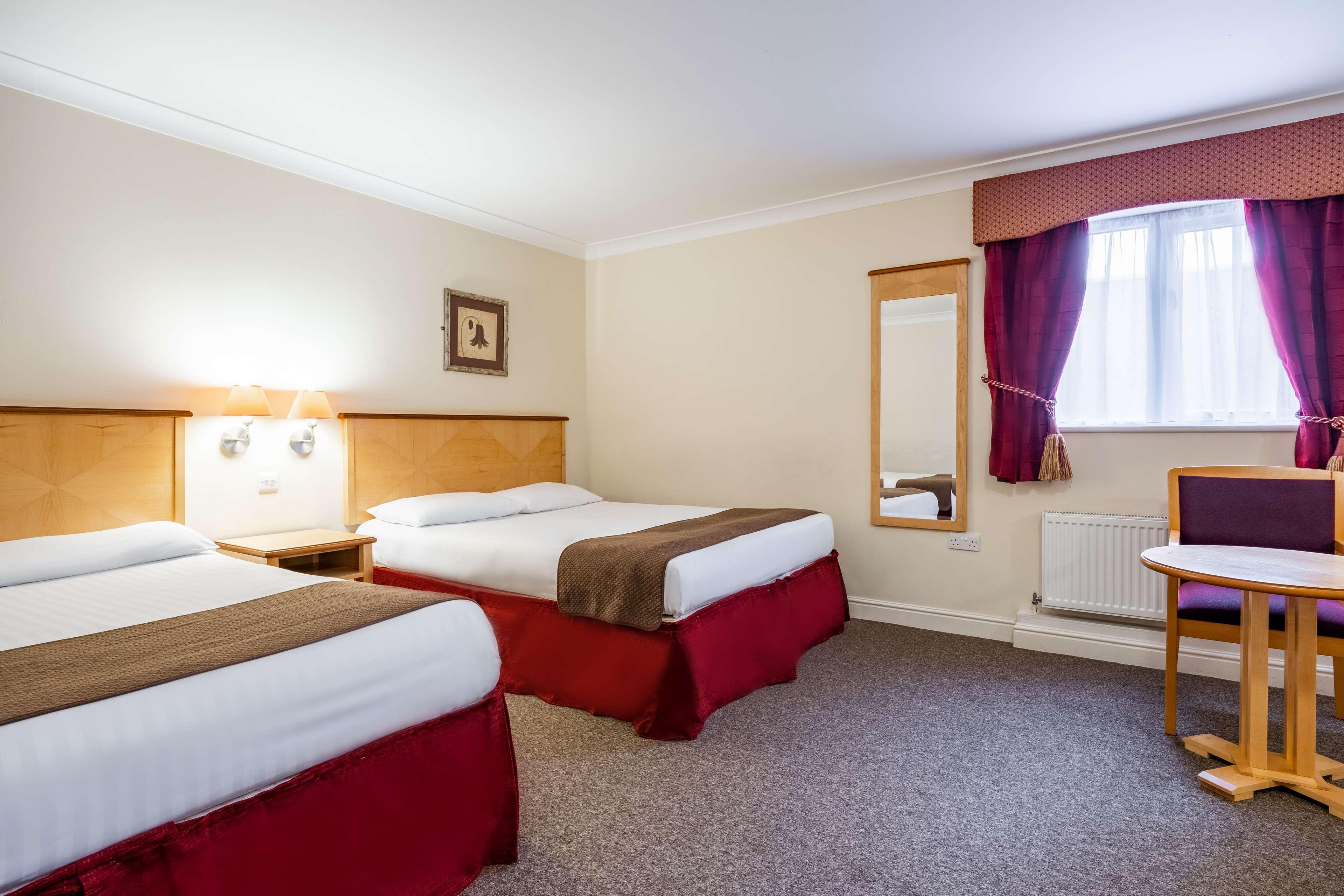 غرفة سوبيريور عائلية، The Barn Hotel & Spa 2/2
