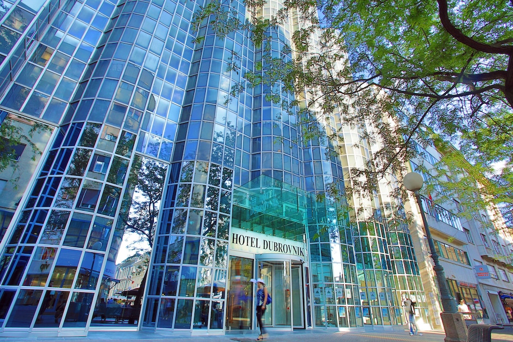 Hotel Dubrovnik in ZAGREB