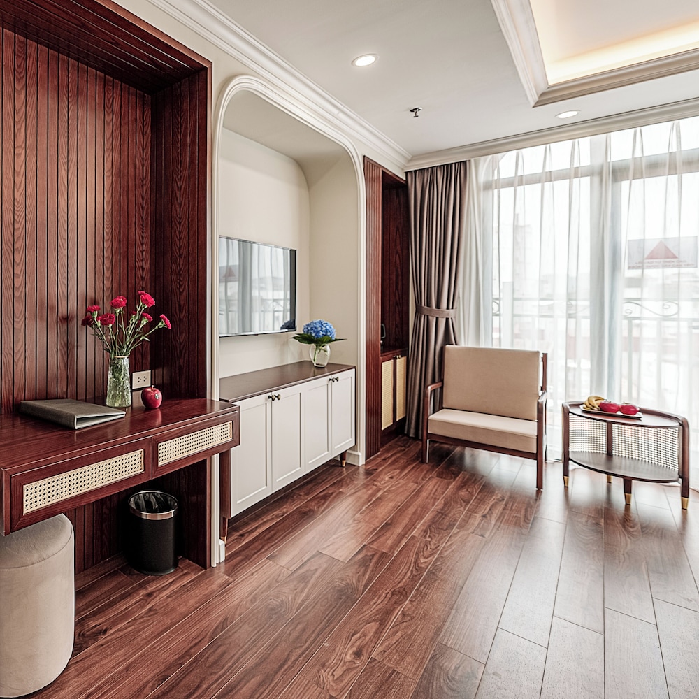 Lestar Hotel Hanoi 30/42