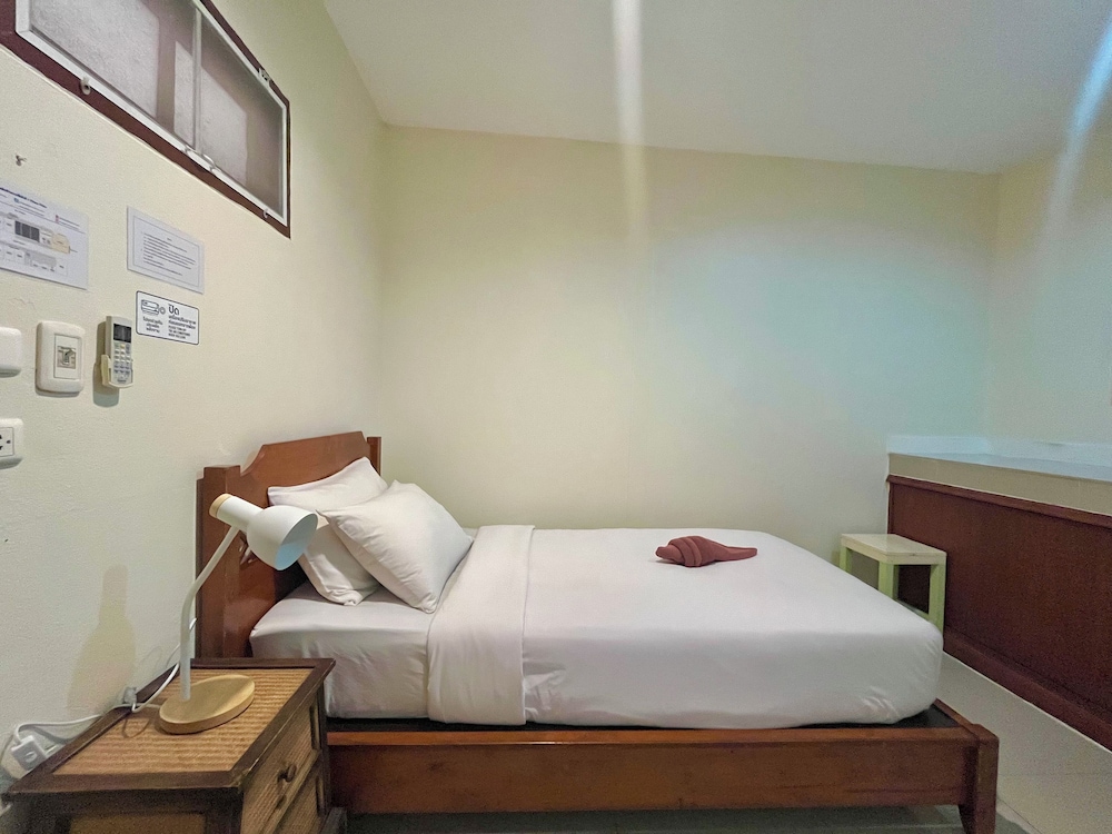 Baan Baramee Guesthouse 20/50