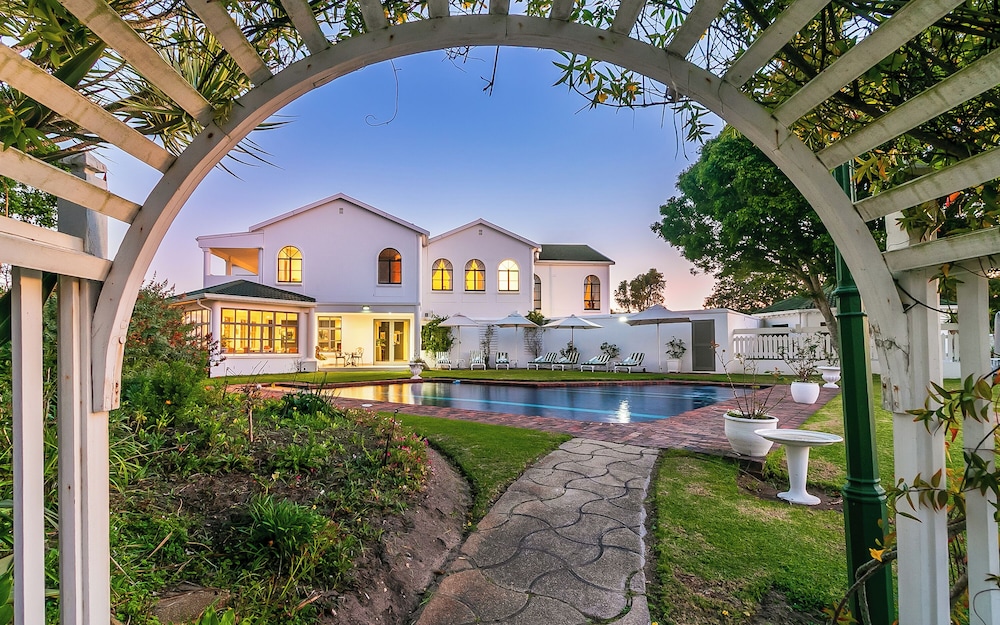 St James Of Knysna 42/50