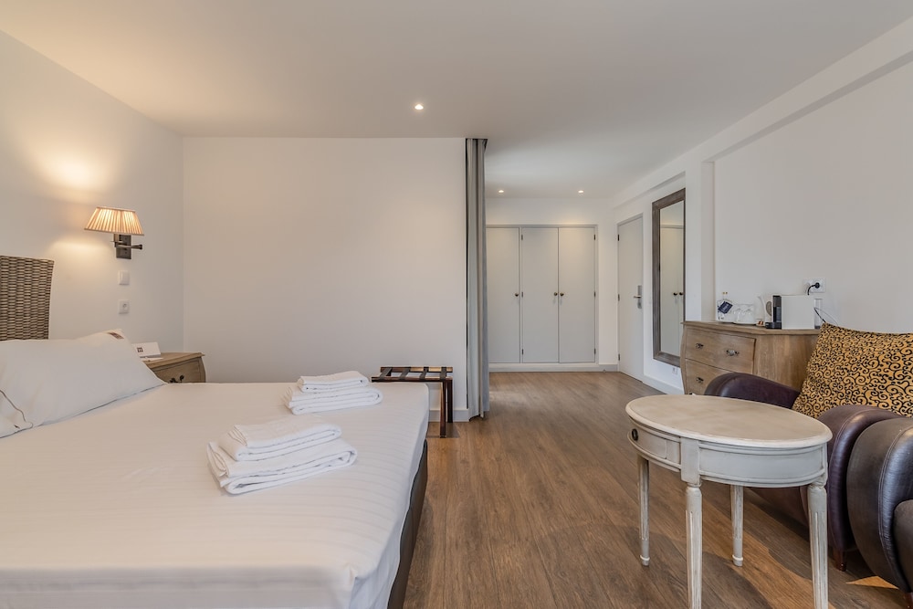 Charming Residence & Guest House Dom Manuel I 16/50