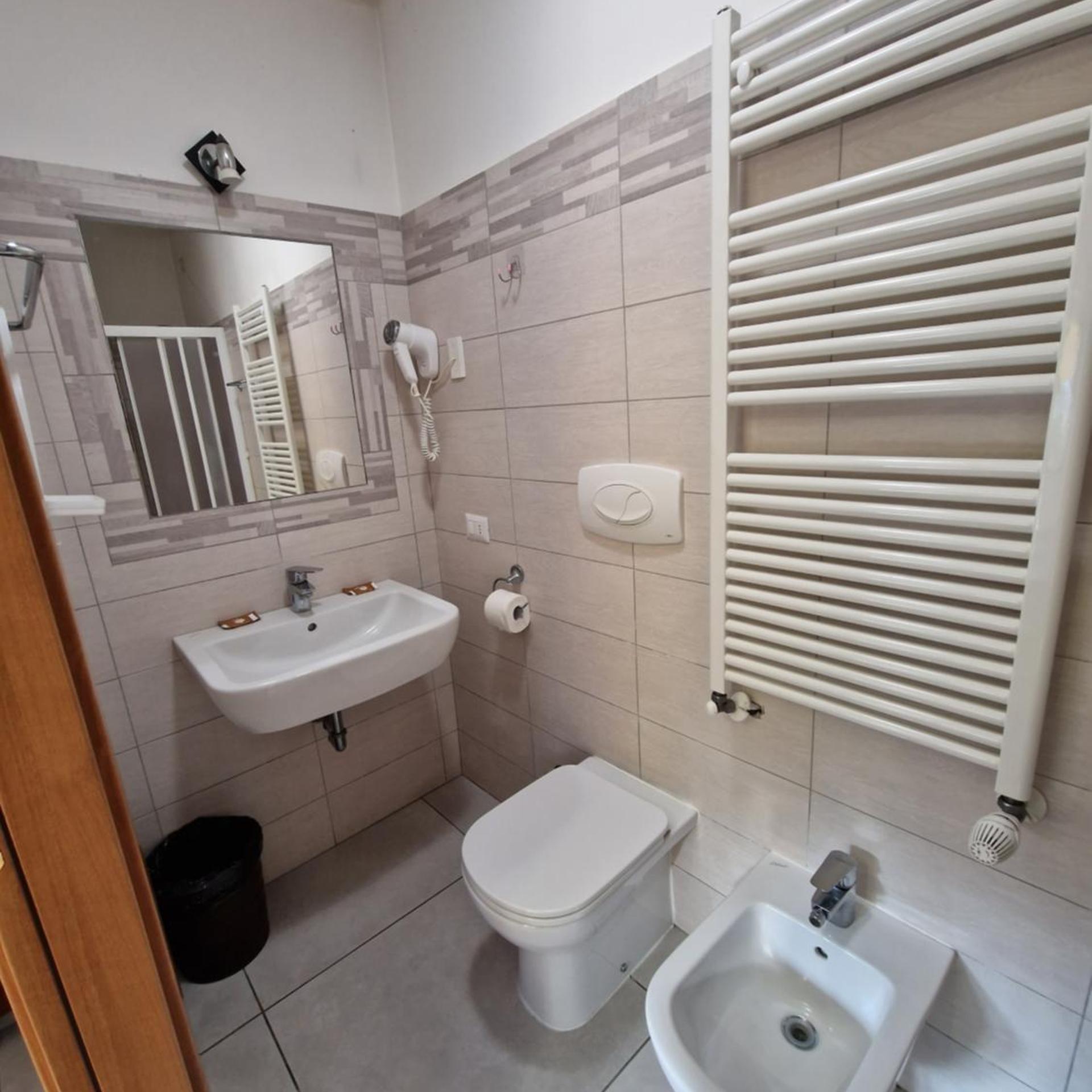 Hotel Bonola 40/41