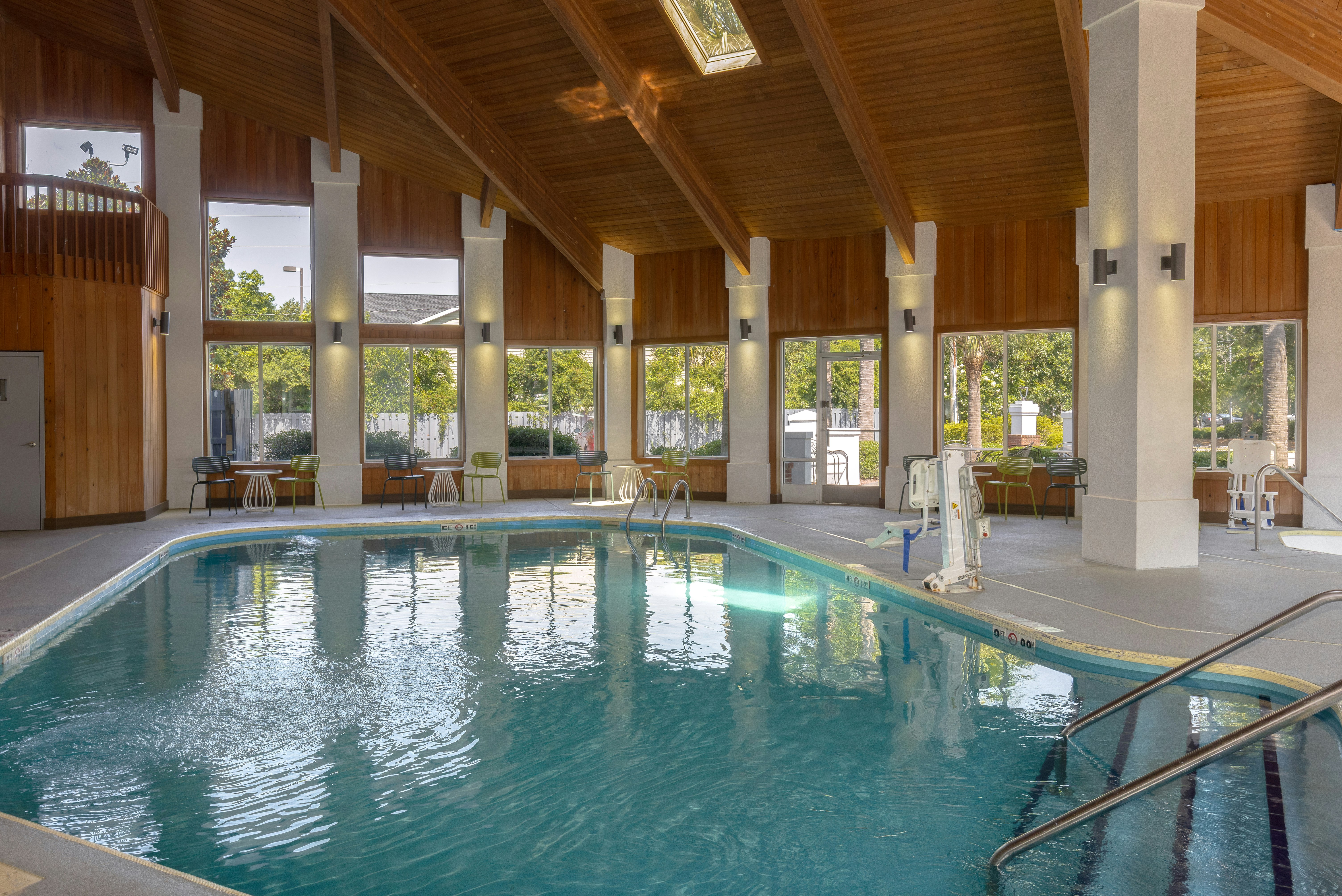 Spark by Hilton Wilmington Carolina Beach Rd 15/21