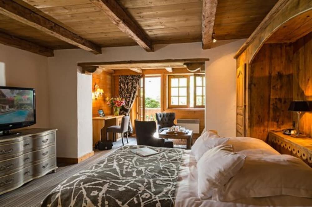 Hôtel Le Fer à Cheval 10/50