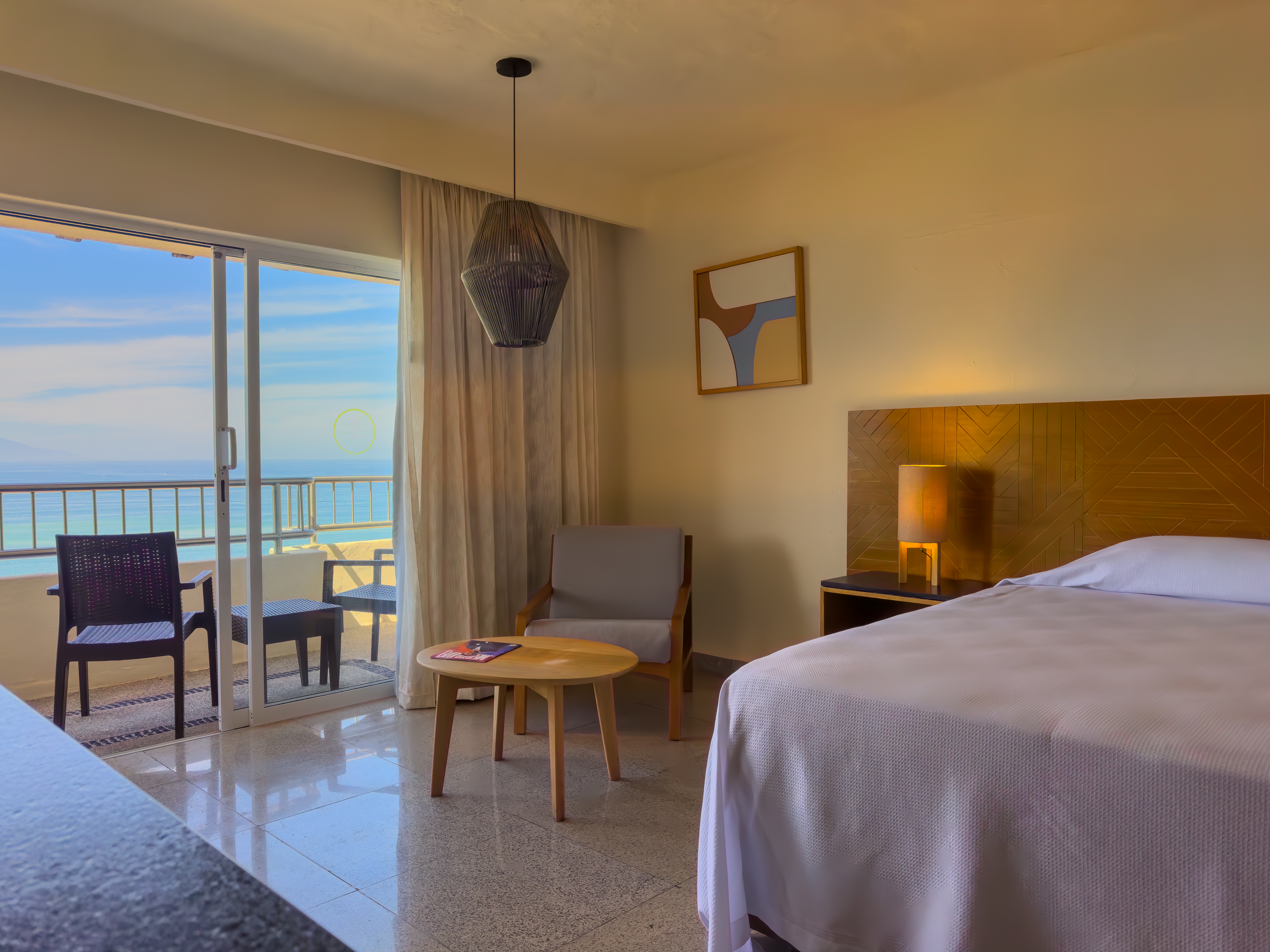 Deluxe Panoramic Bay View