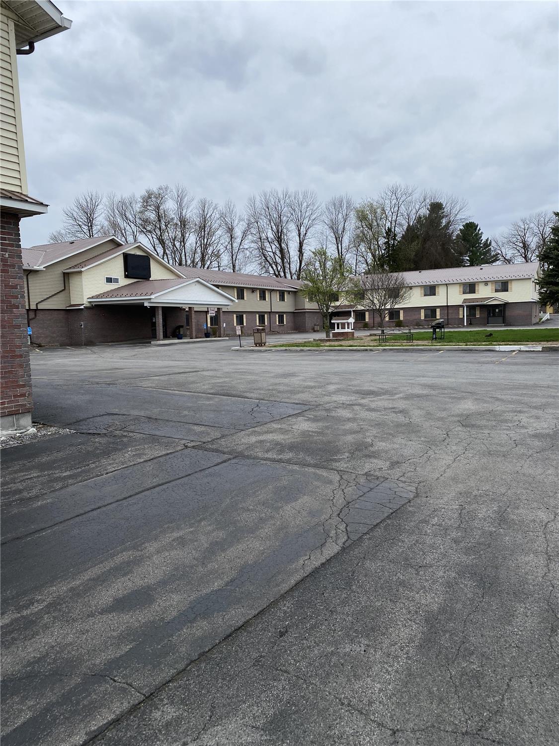 SureStay by Best Western Massena 21/28