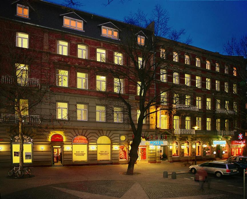 Hotel Konigshof 4/58