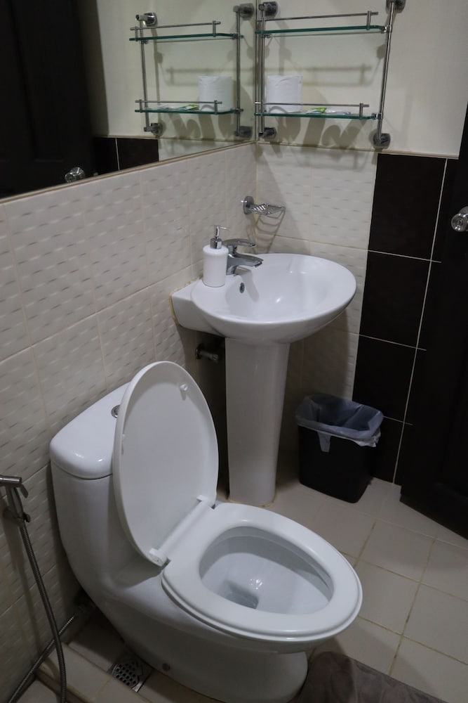 Domicilio Lorenzo Apartelle 44/71