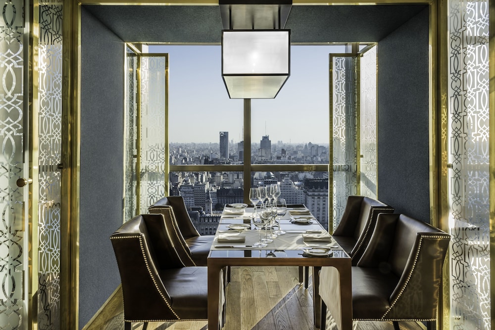 Alvear Icon Hotel 56/72