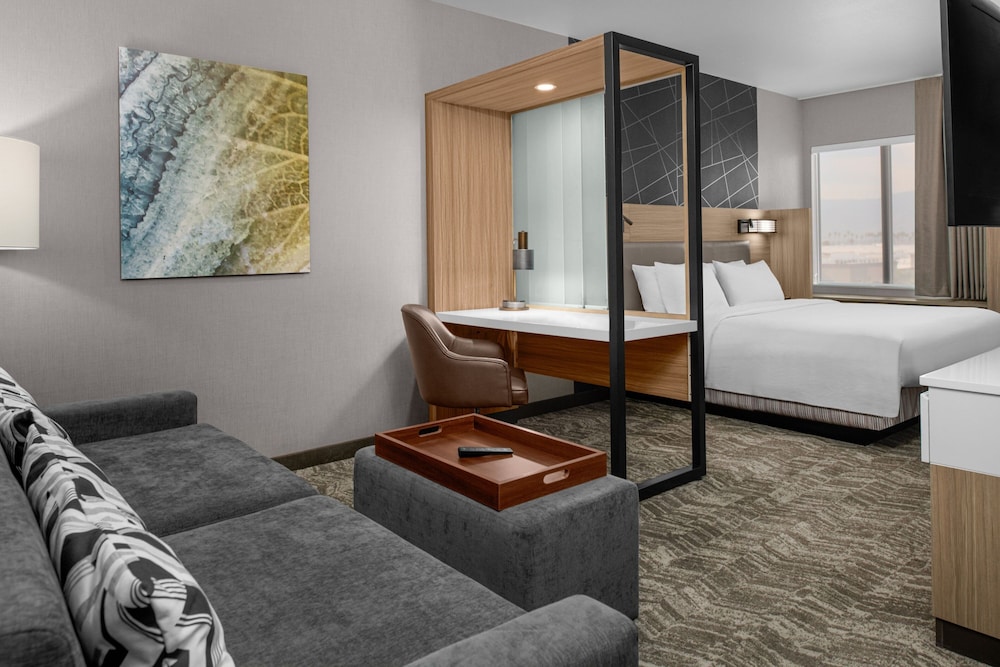 SpringHill Suites by Marriott Riverside Redlands 34/36