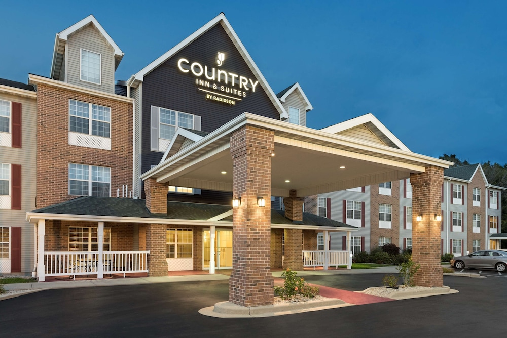 Country Inn Suites By Radisson Milwaukee Airport Wi 3/50