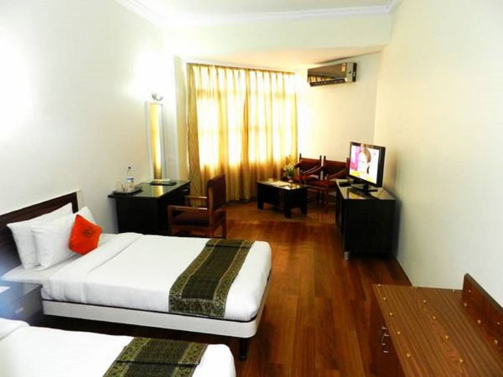 Hotel Amarpreet, Aurangabad - AM Hotel Kollection 6/50