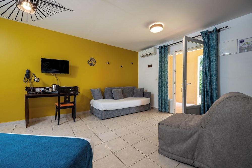 The Originals City, Hotel Cote Sud, Marseille Est (Inter-Hotel) 21/59