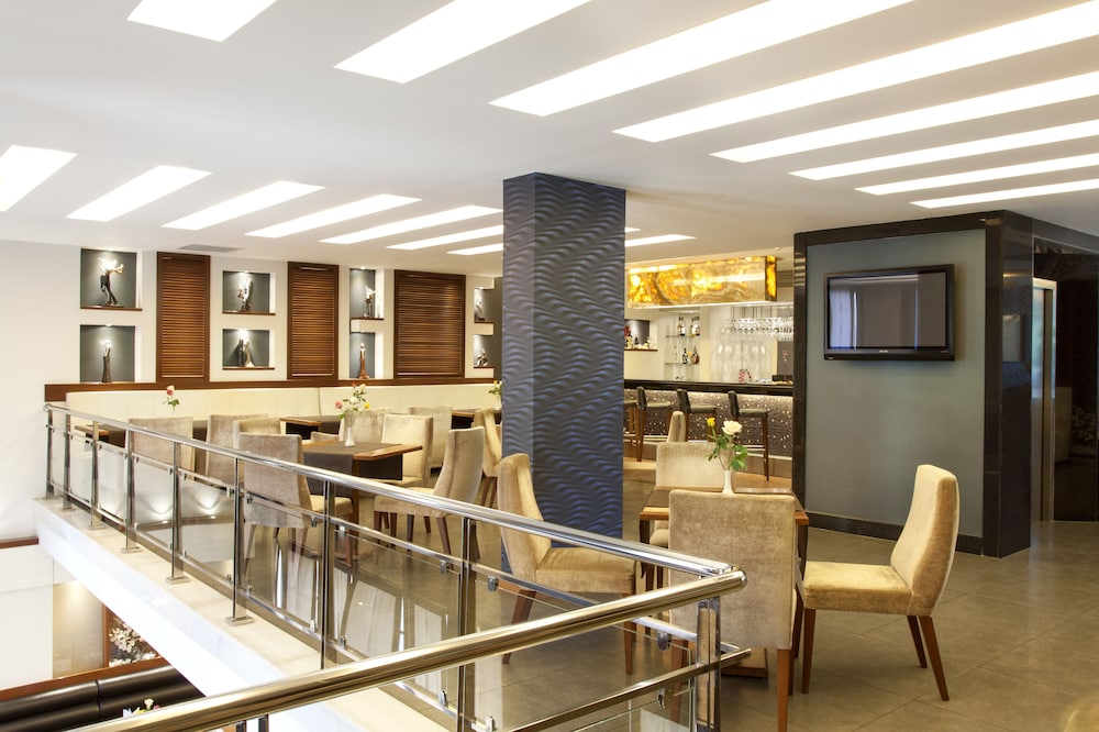 Blanca Hotel Izmir 54/64