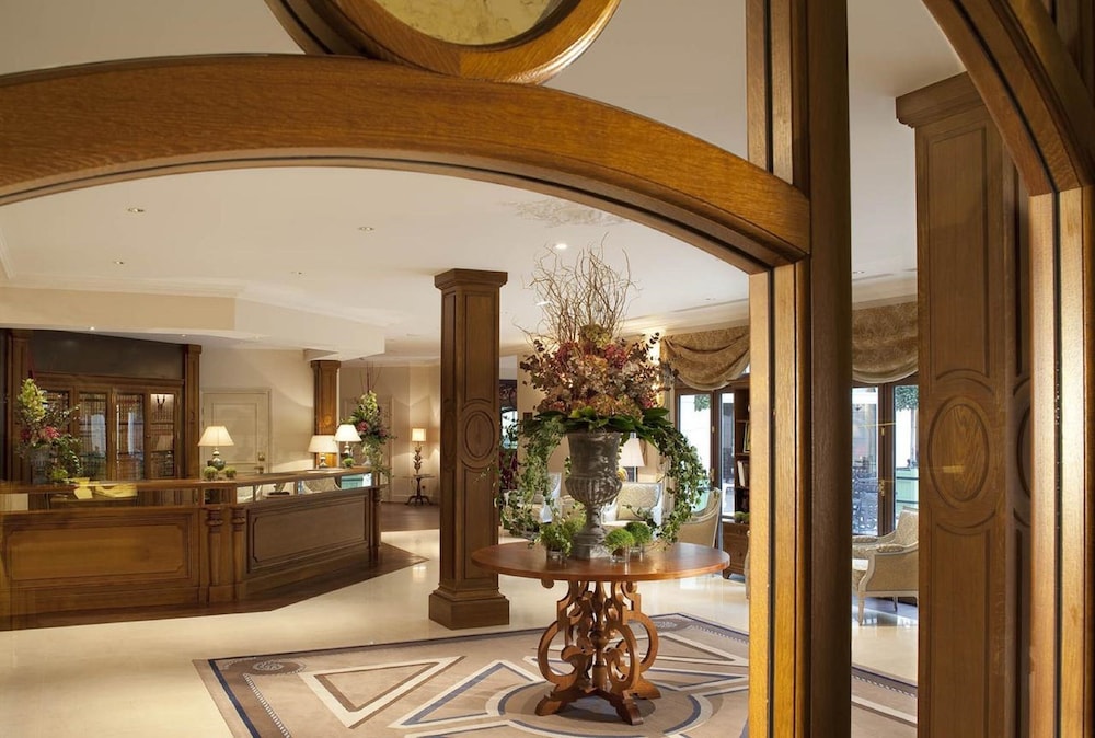 Auberge Du Jeu De Paume 10/58