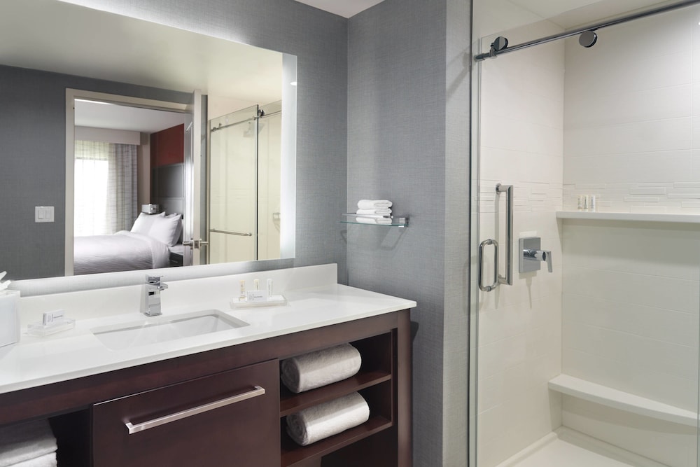 Residence Inn by Marriott Columbus OSU 14/42