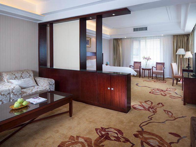 Vienna International Hotel Guilin Yangshuo West Street 4/18