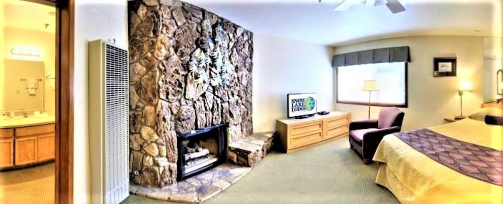 Getaways at Snow Lake Lodge 22/50