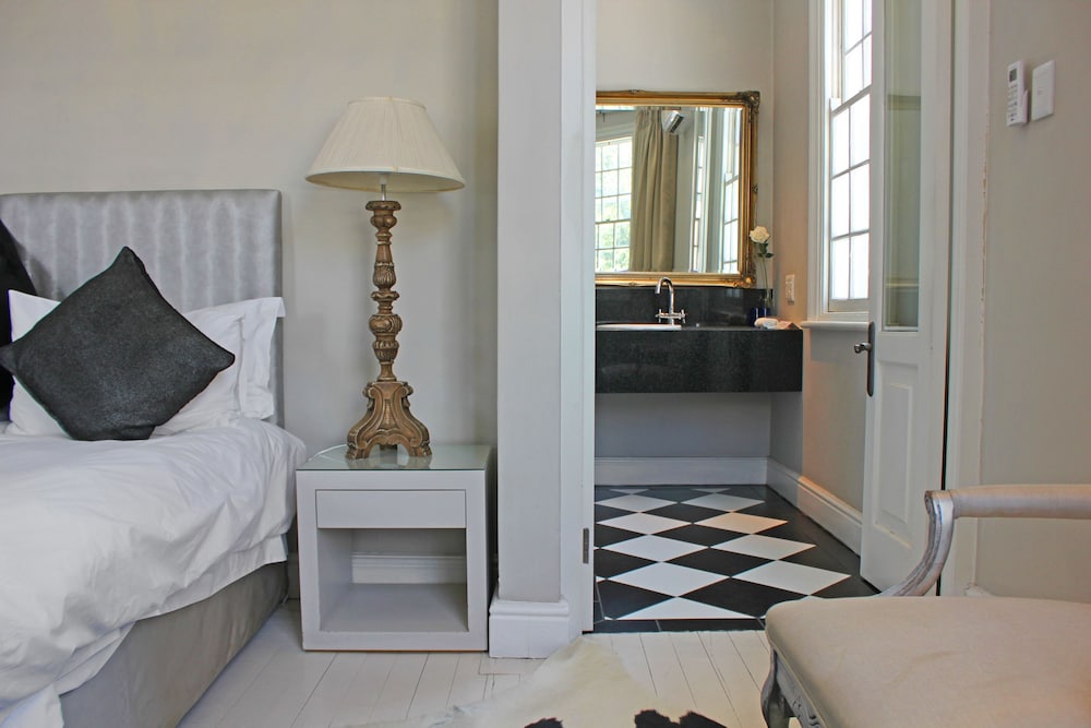 Long Street Boutique Hotel 54/71