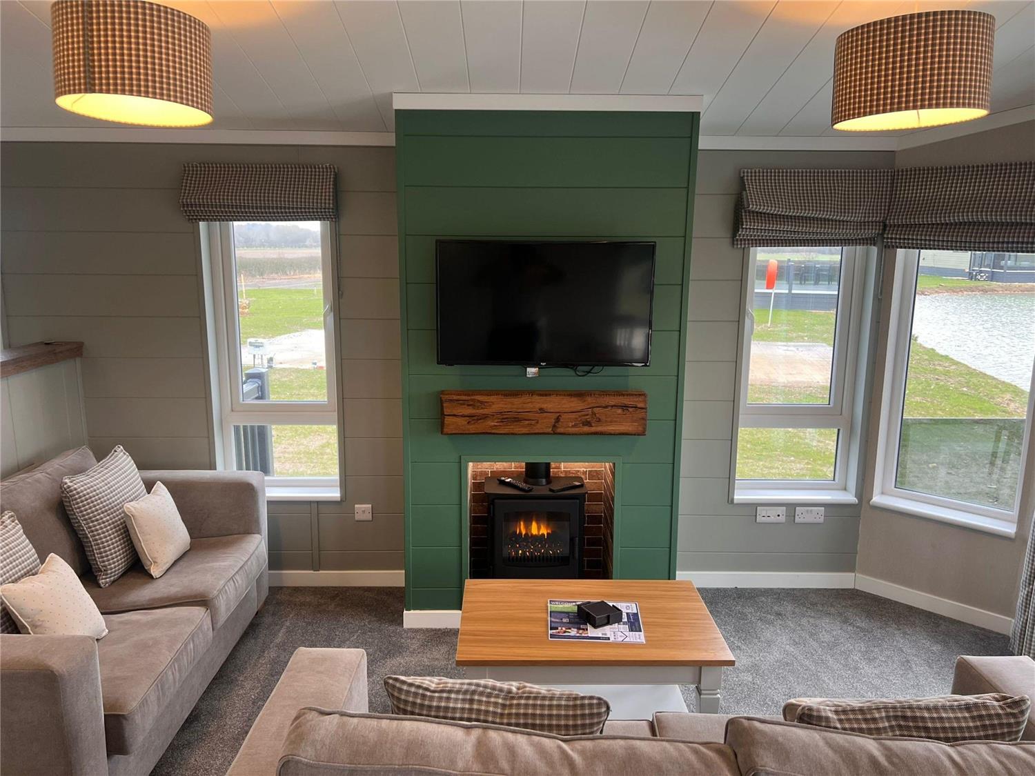Sure Studio by Best Western Brackenborough Lakes & Resort 24/35
