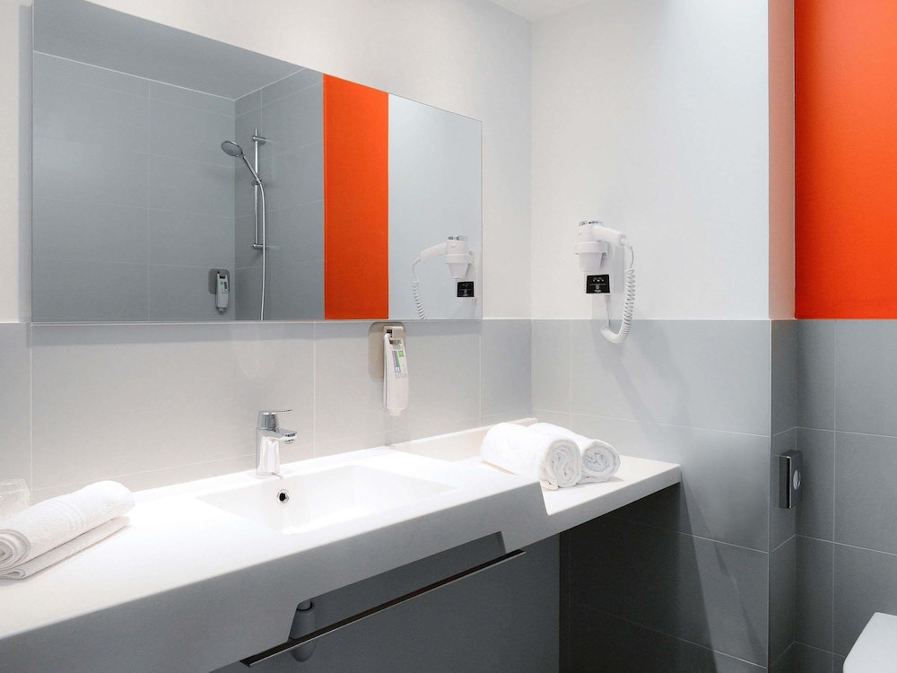 IBIS STYLES CAEN CENTRE GARE 60/60