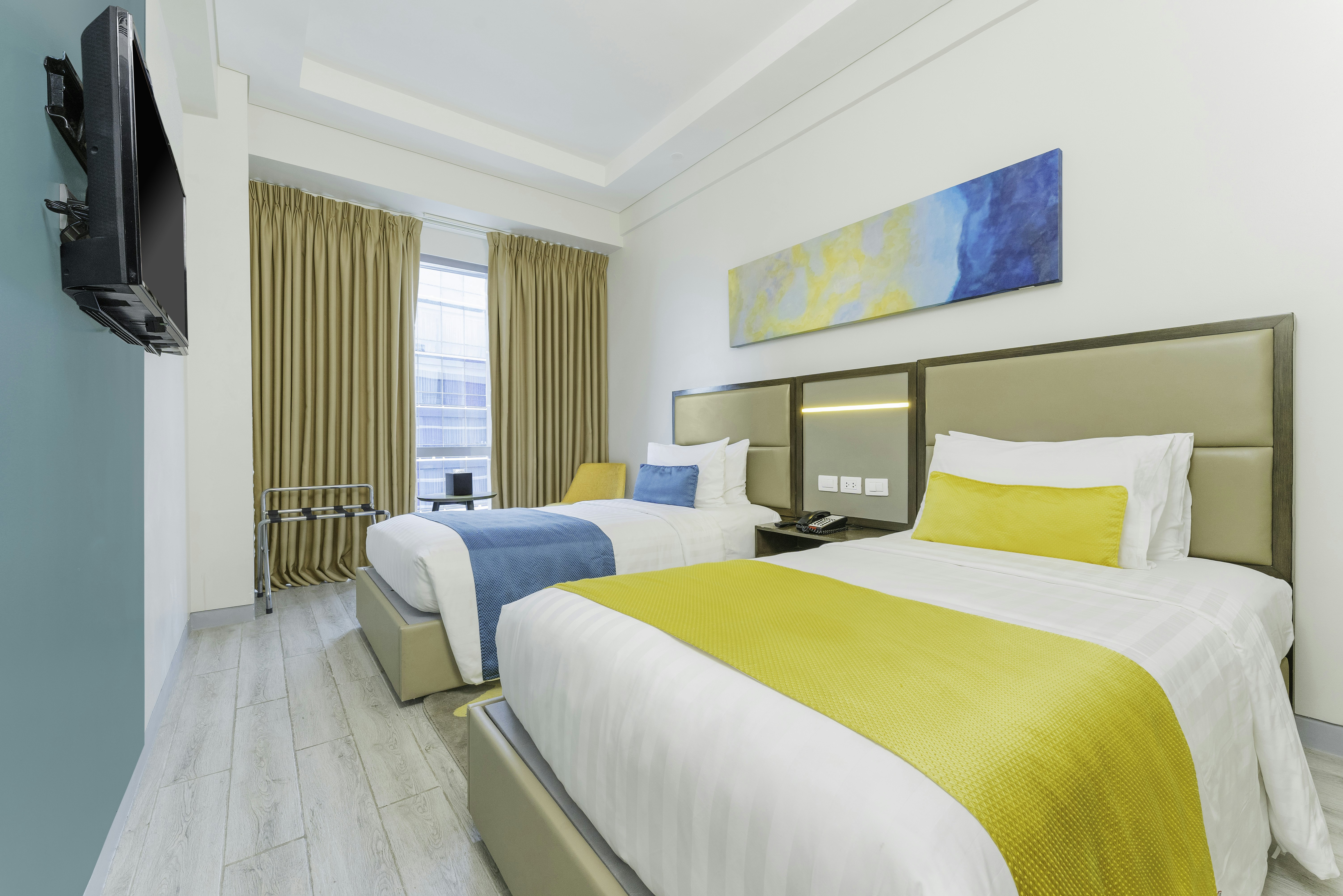 Room at Savoy Hotel Mactan, LAPU-LAPU