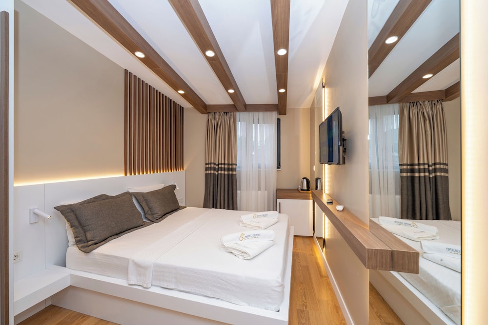 Hotel Grand Istanbul 12/49