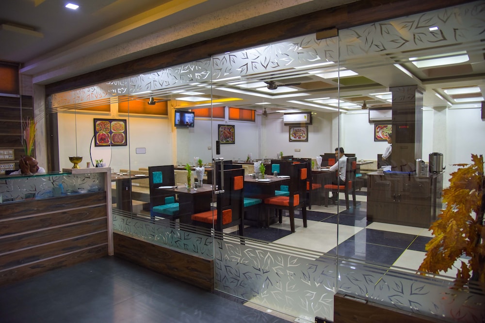 Hotel Tulsi 23/38