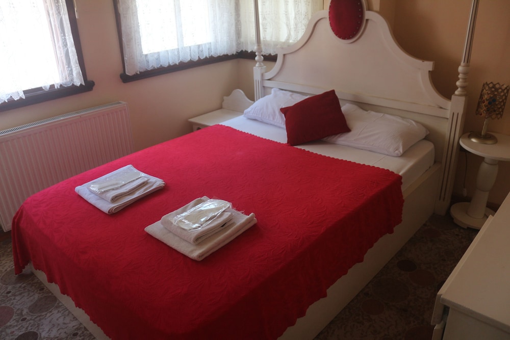 STANDARD, DOUBLE BED