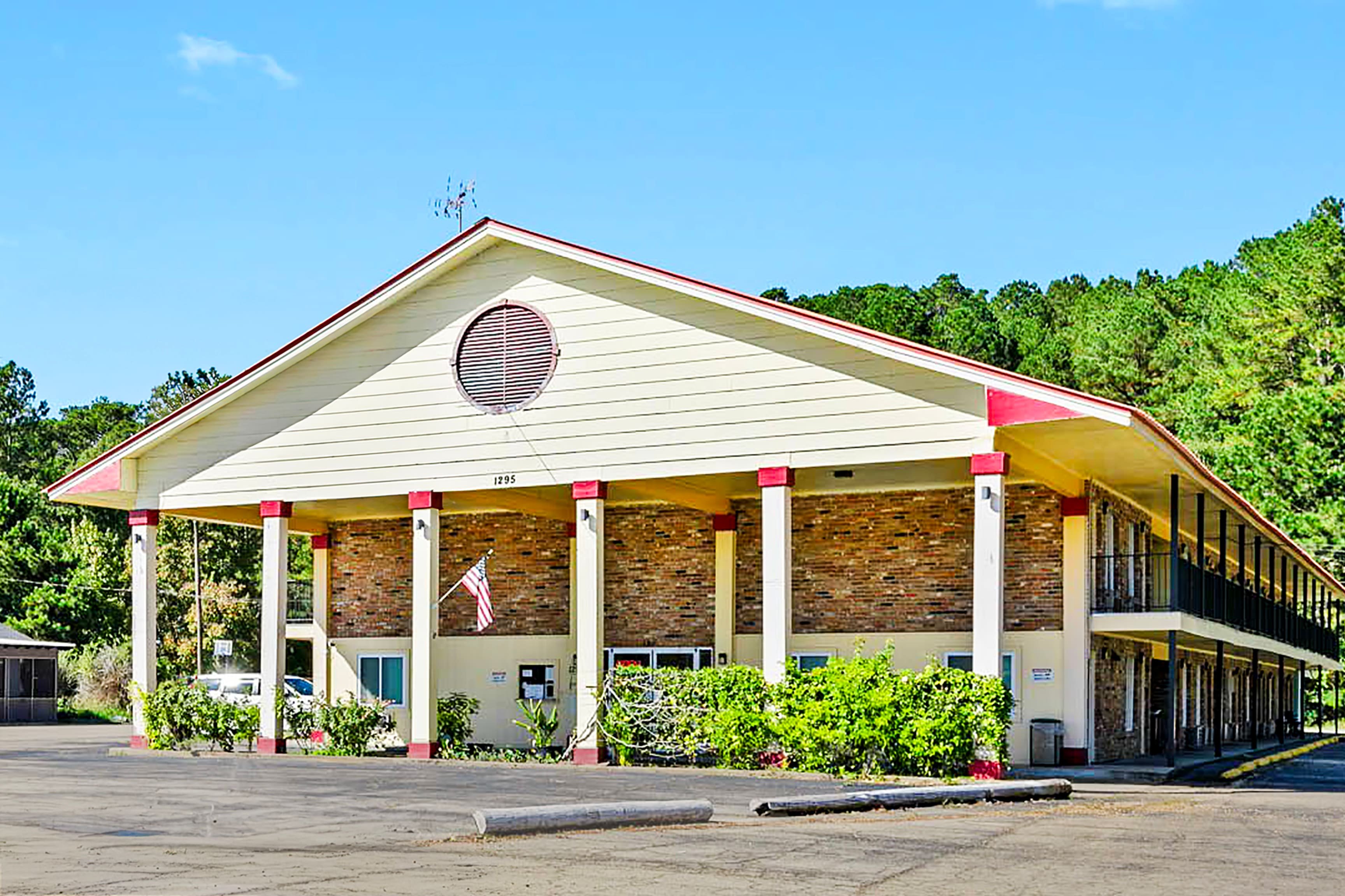Jeffersonian Motor Inn by Townhouse, Prentiss MS in Prentiss