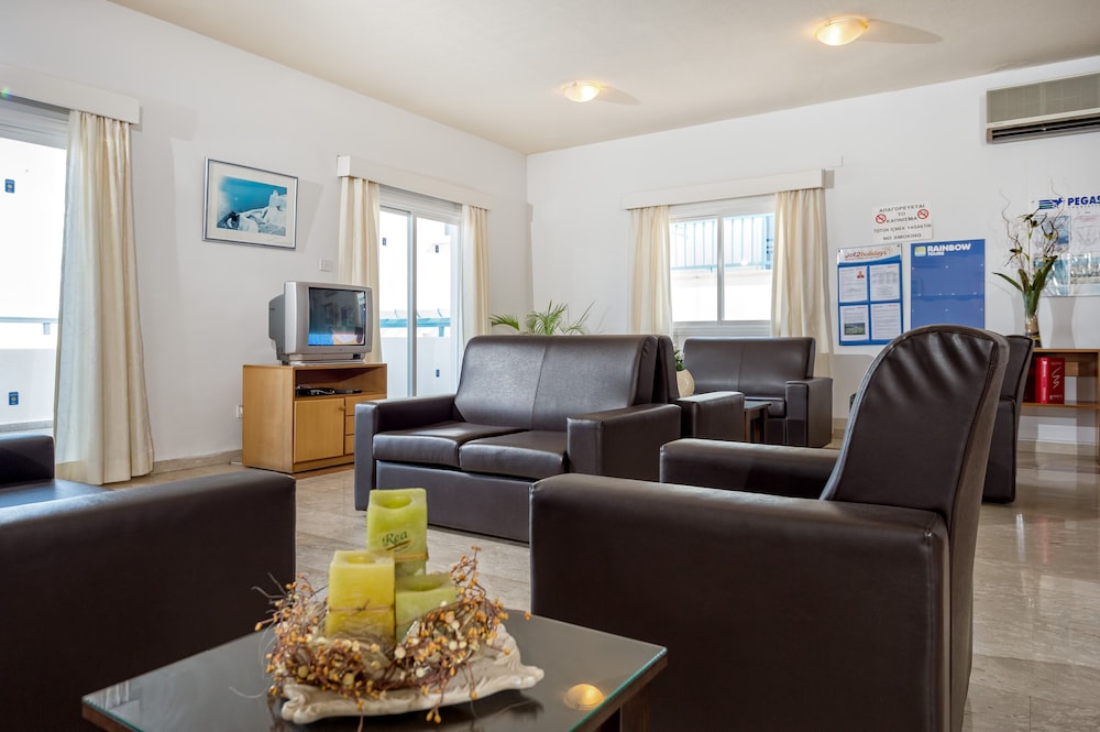 Sunny Hill Hotel Apartments 30/58