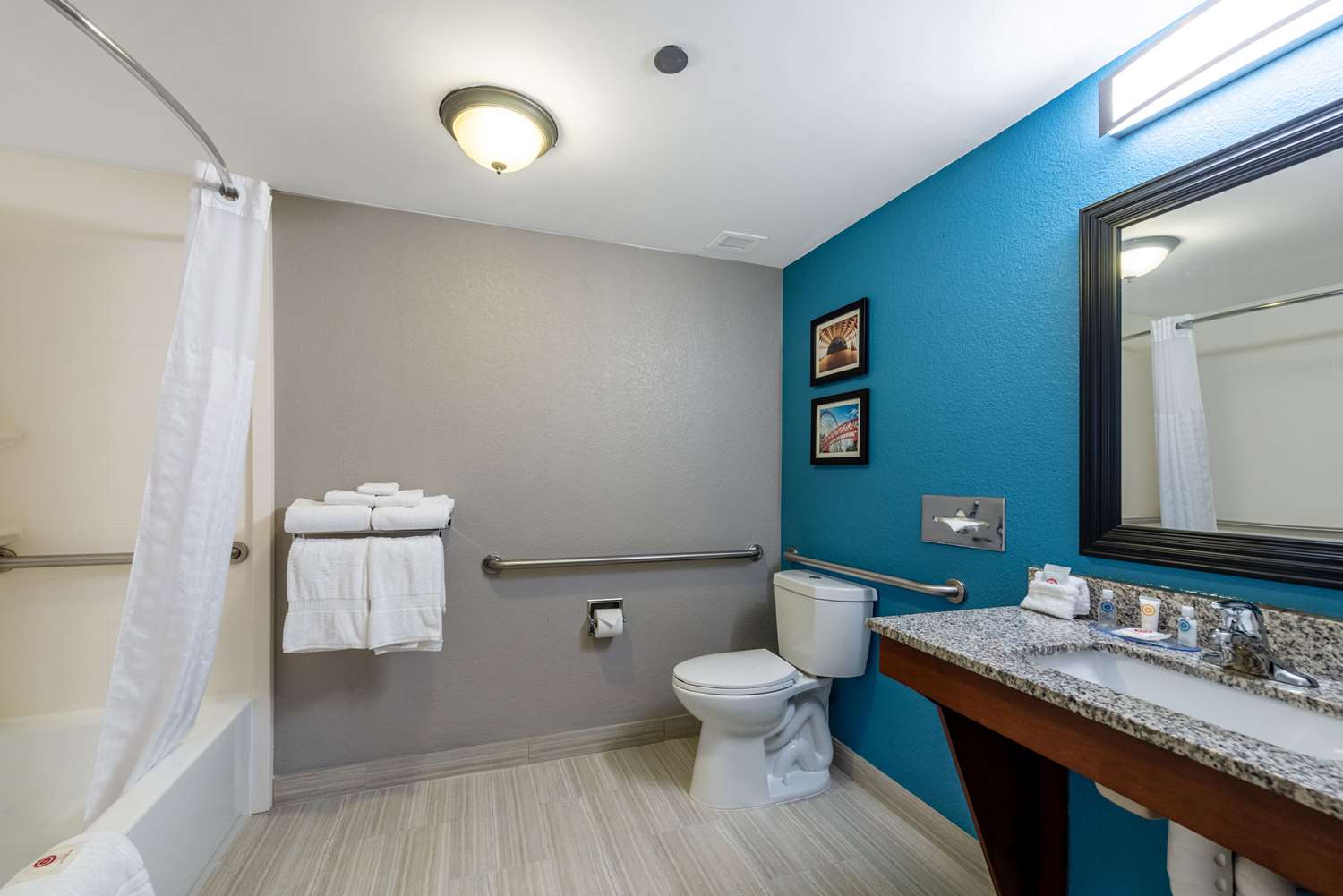 Comfort Inn Chicago Schaumburg - O'Hare Airport 23/23